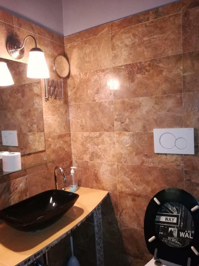 Arthur Hostel Rzym Zewnętrze zdjęcie